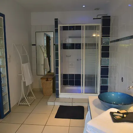 Holiday home Parenthese Saint-Andre-de-Cubzac